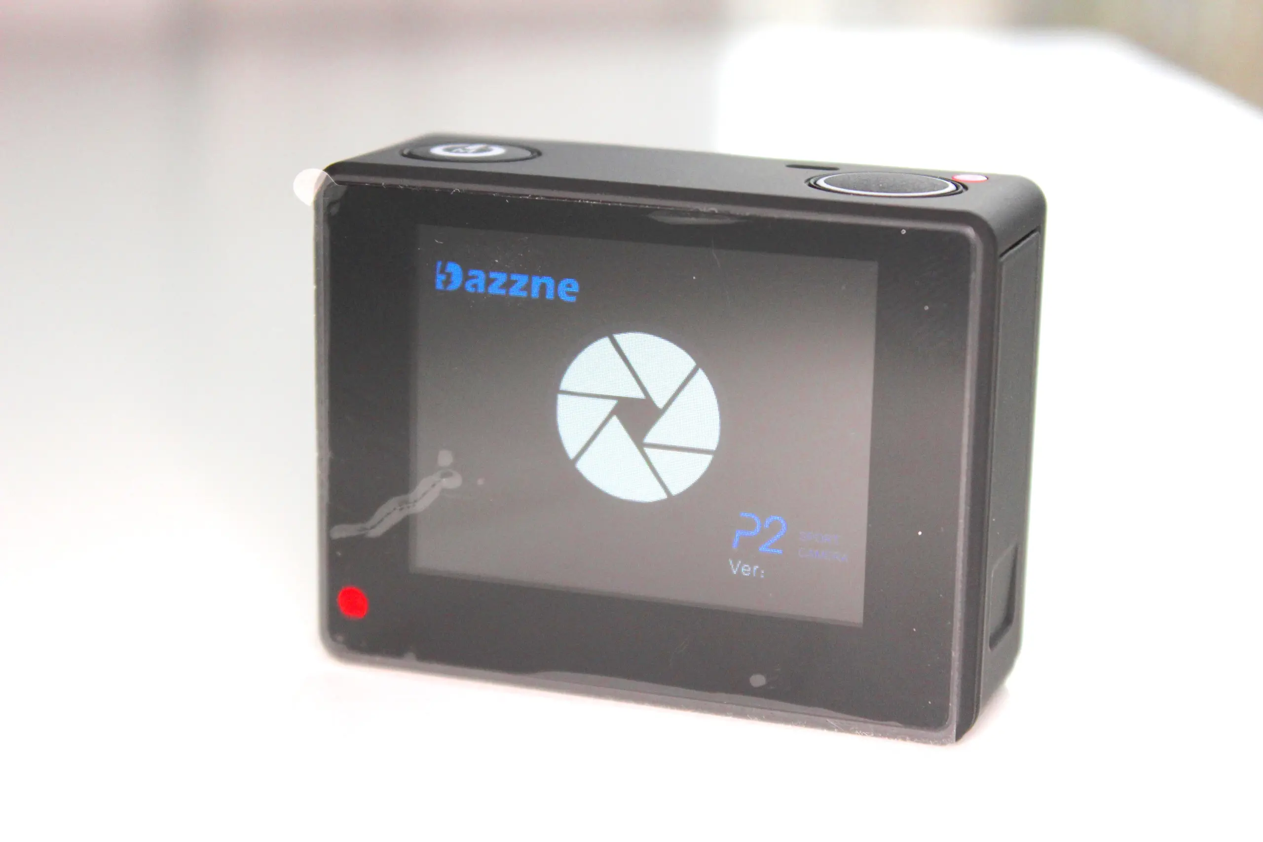 Dazzne P2