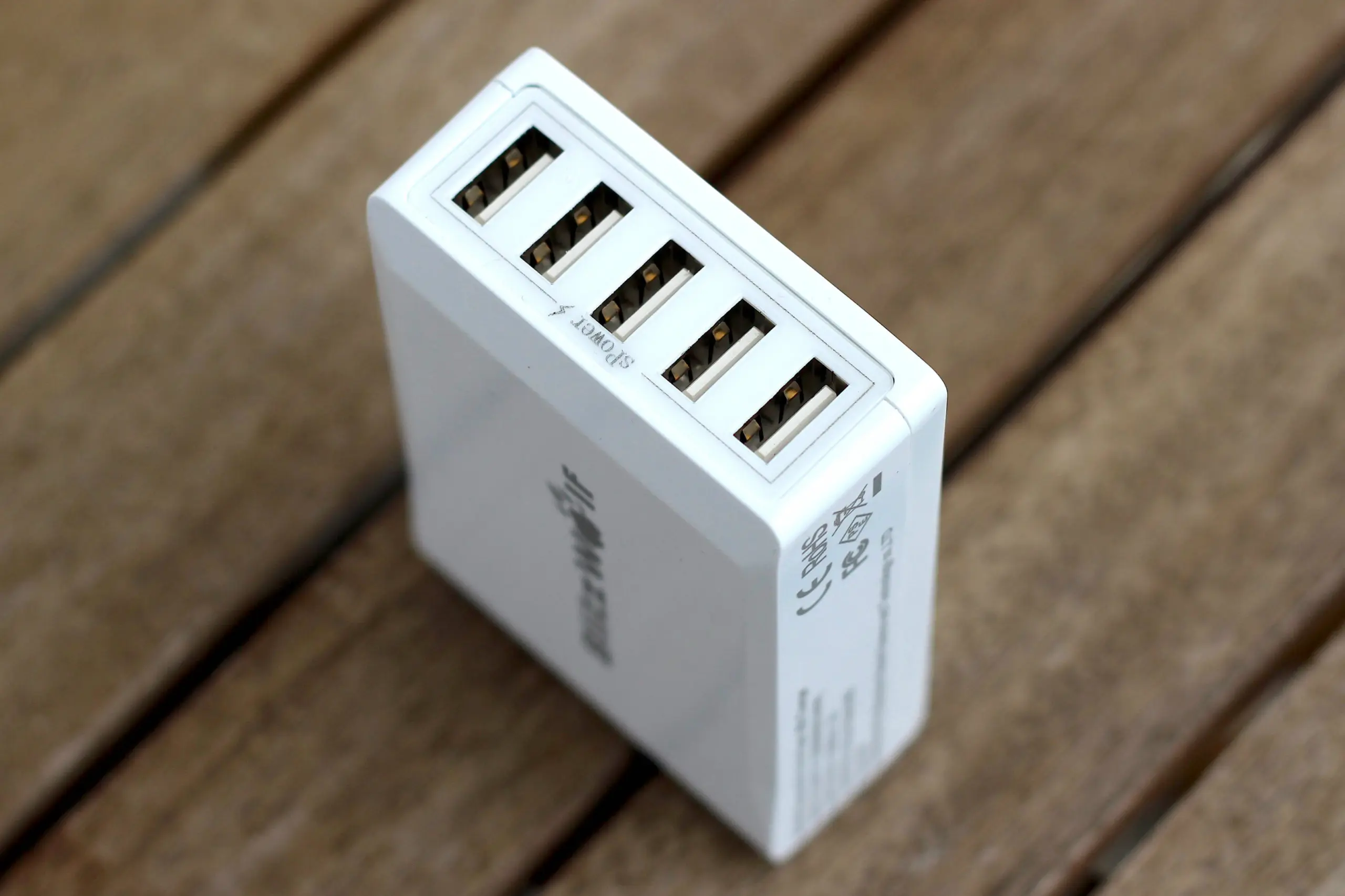 BlitzWolf 5 Port USB MMonkey