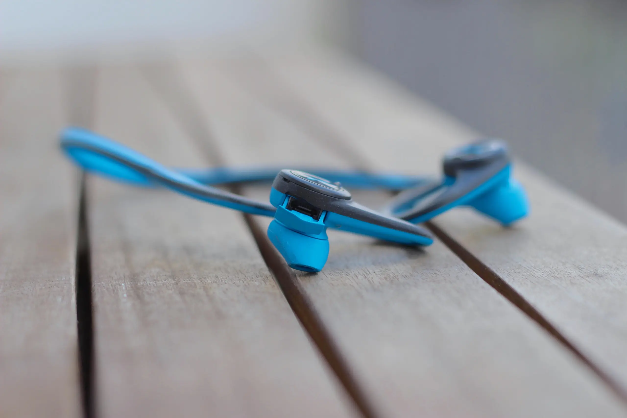 Plantronics BackBeat FIT micro USB MMonkey