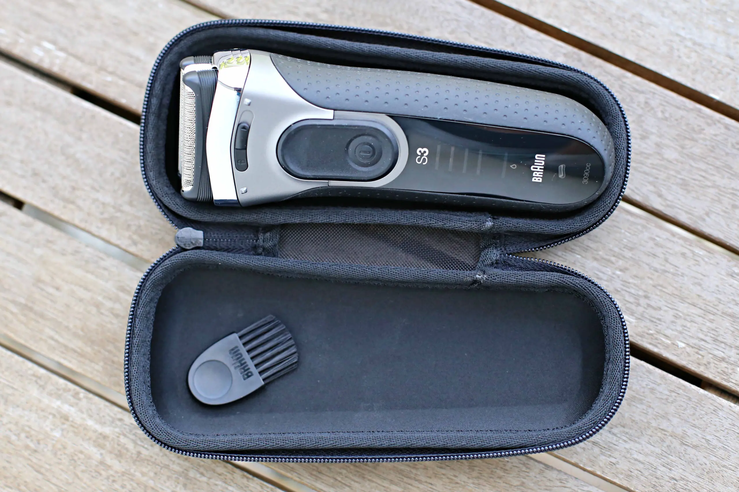 Braun Series 3 3090cc Etui 2 MetropolitanMonkey