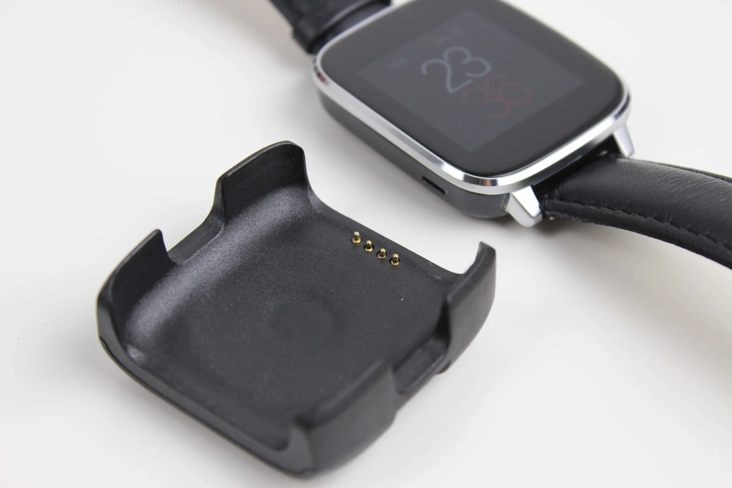 zeblaze crystal dock charger metropolitanmonkey.com