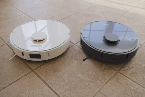 Dreame Bot L10 Pro vs Z10 Pro Front