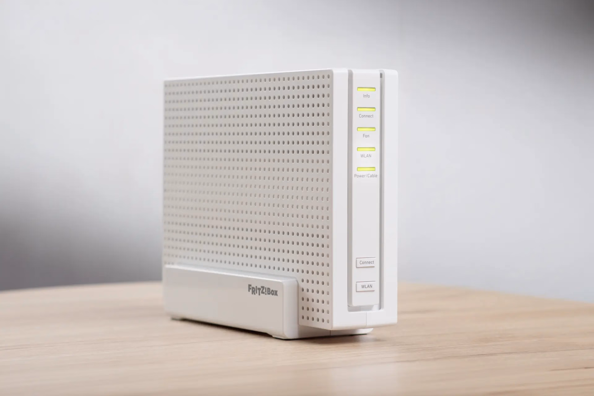 FRITZ!Box 6690 Pro mit Wi-Fi 7 und 6-GHz-WLAN